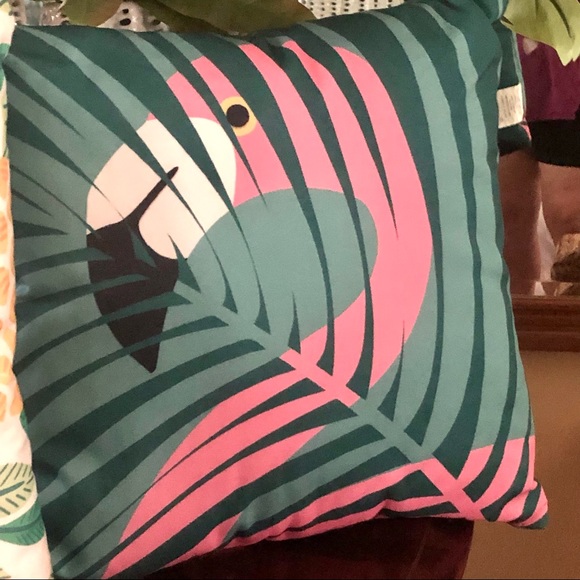 New! Pink Flamingo Tropical Pillow - Picture 2 of 4